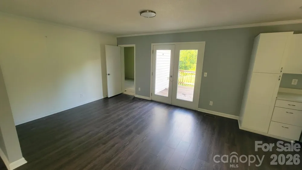 228 Tot Dellinger Road Cherryville, NC 28021