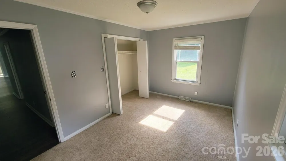 228 Tot Dellinger Road Cherryville, NC 28021