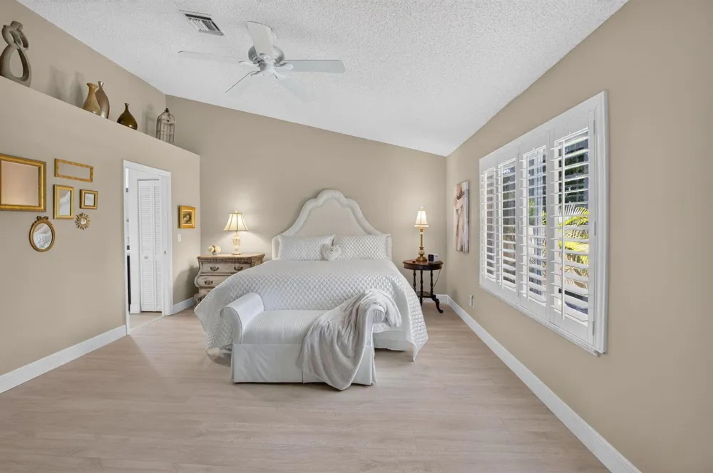 13275 ROYALE SABAL COURT Delray Beach, FL 33484