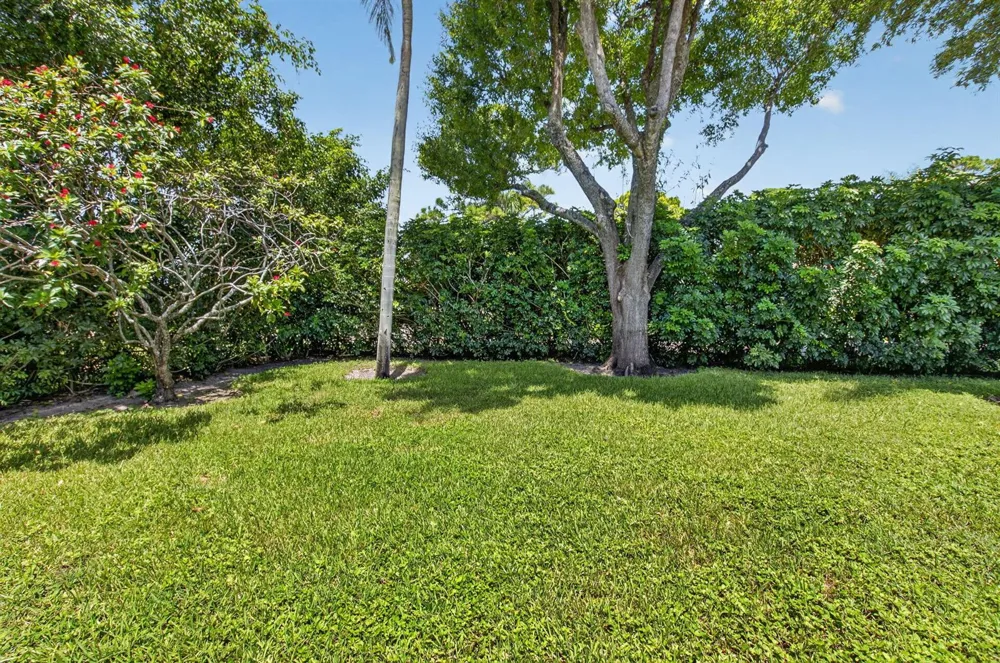 13275 ROYALE SABAL COURT Delray Beach, FL 33484