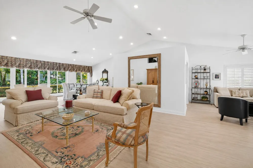 13275 ROYALE SABAL COURT Delray Beach, FL 33484