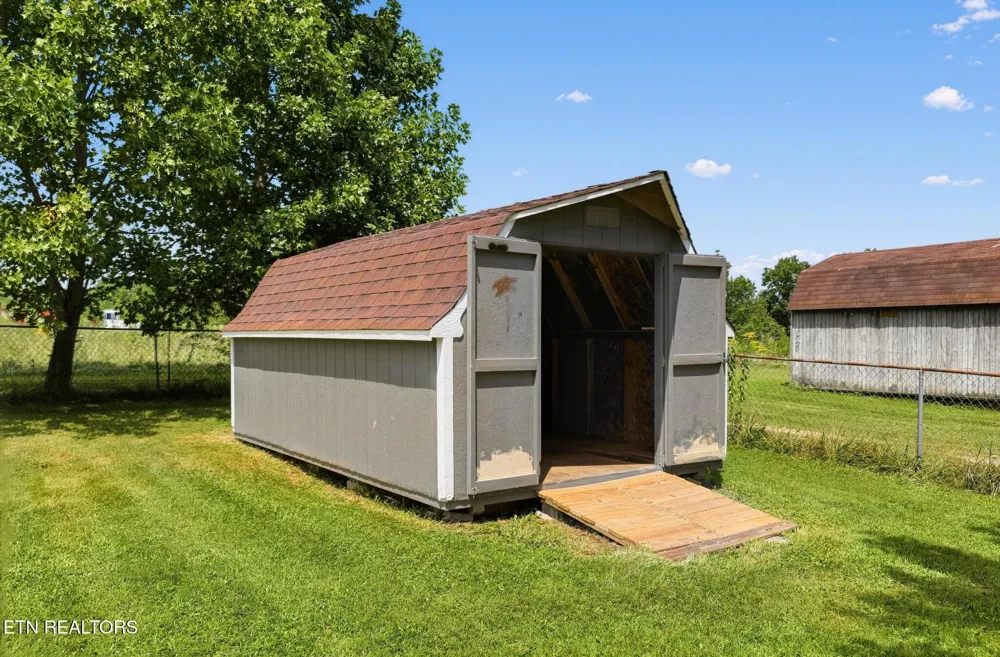 109 Chestnut Court Crossville, TN 38555