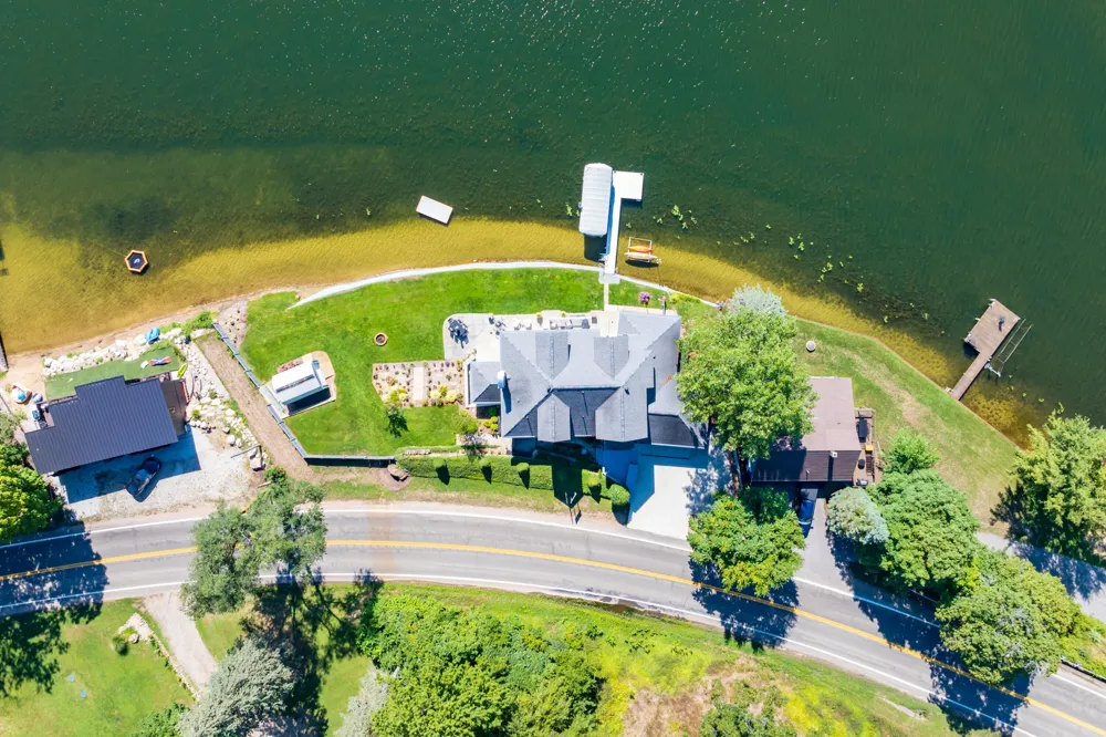 9053 S M 43 Highway Hope Township, MI 49046