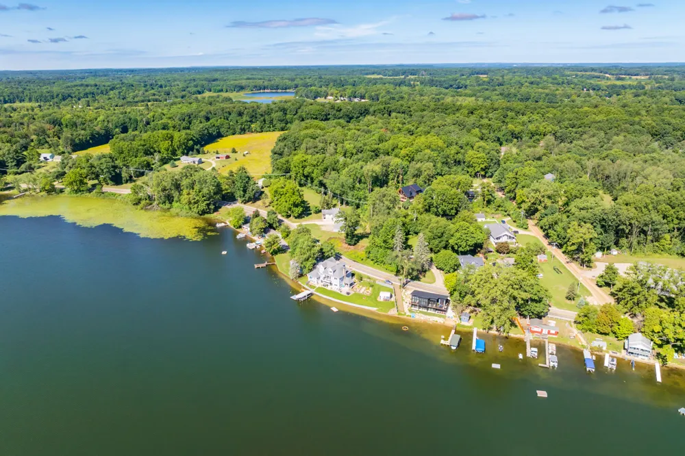 9053 S M 43 Highway Hope Township, MI 49046