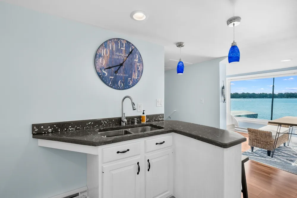 9053 S M 43 Highway Hope Township, MI 49046