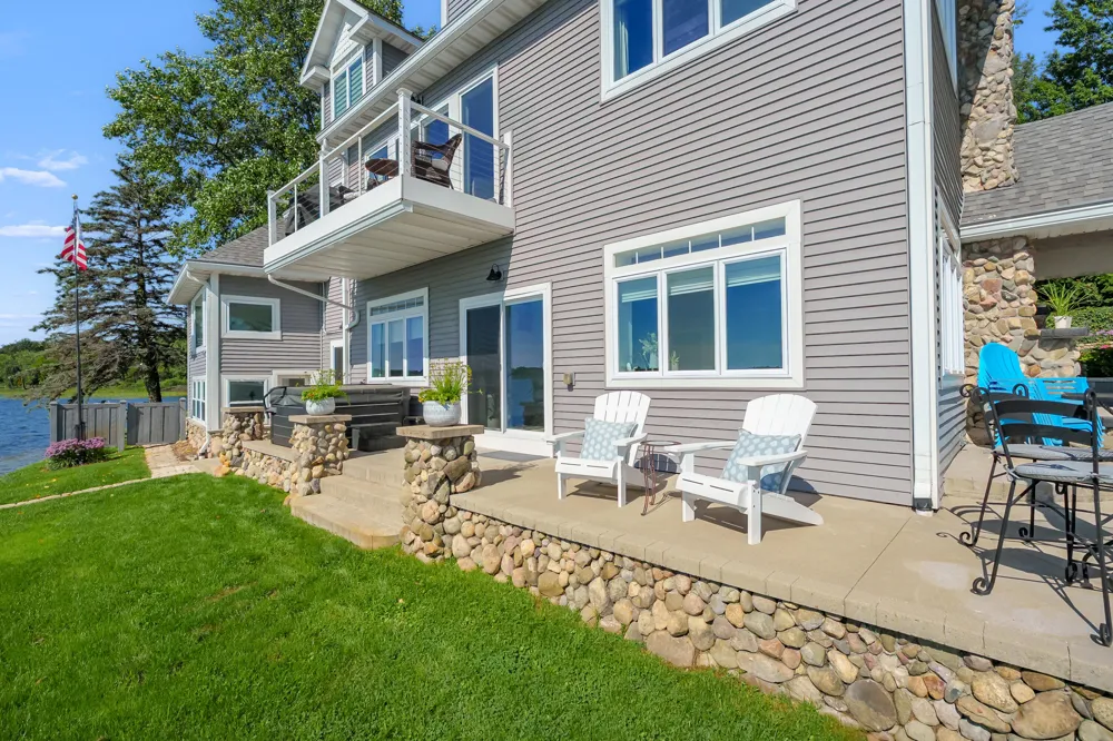 9053 S M 43 Highway Hope Township, MI 49046