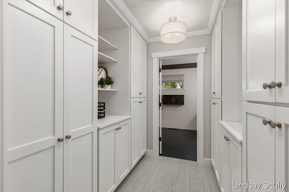 7889 Meadowood Drive Georgetown Charter Township, MI 49426