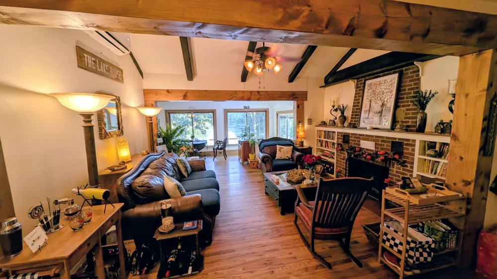 1785 Schneider Lake Road Whitehall Township, MI 49461