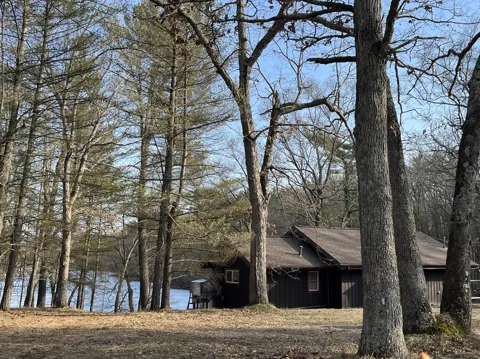 1785 Schneider Lake Road
