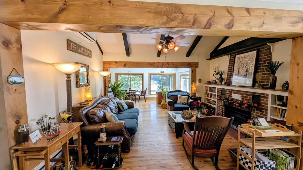 1785 Schneider Lake Road Whitehall Township, MI 49461