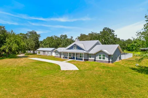 10704 TAMI TRAIL