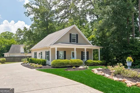728 Skyview DR NE