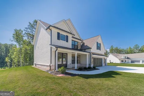 907 Bessie CT