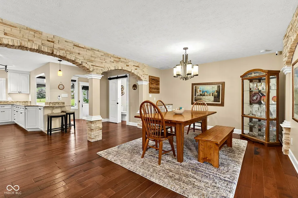 2218 Elmwood Drive Lebanon, IN 46052