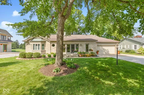2218 Elmwood Drive