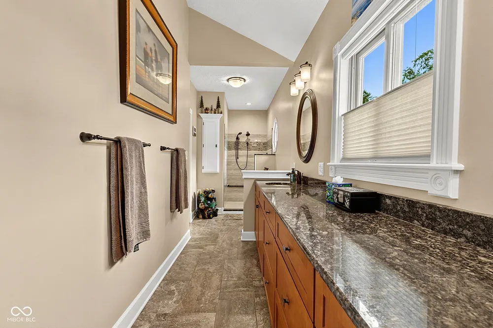 2218 Elmwood Drive Lebanon, IN 46052