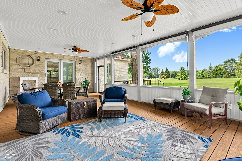 2218 Elmwood Drive Lebanon, IN 46052