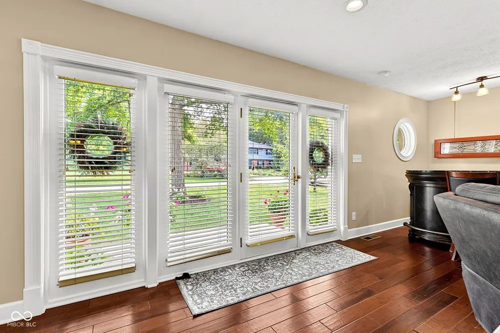2218 Elmwood Drive Lebanon, IN 46052