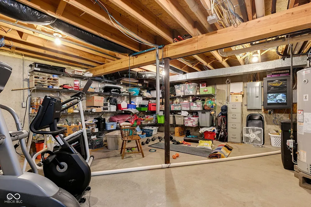 2218 Elmwood Drive Lebanon, IN 46052