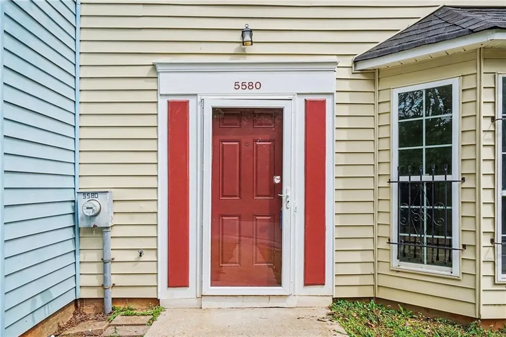 5580 Stonington Trace Parkway Stone Mountain, GA 30087