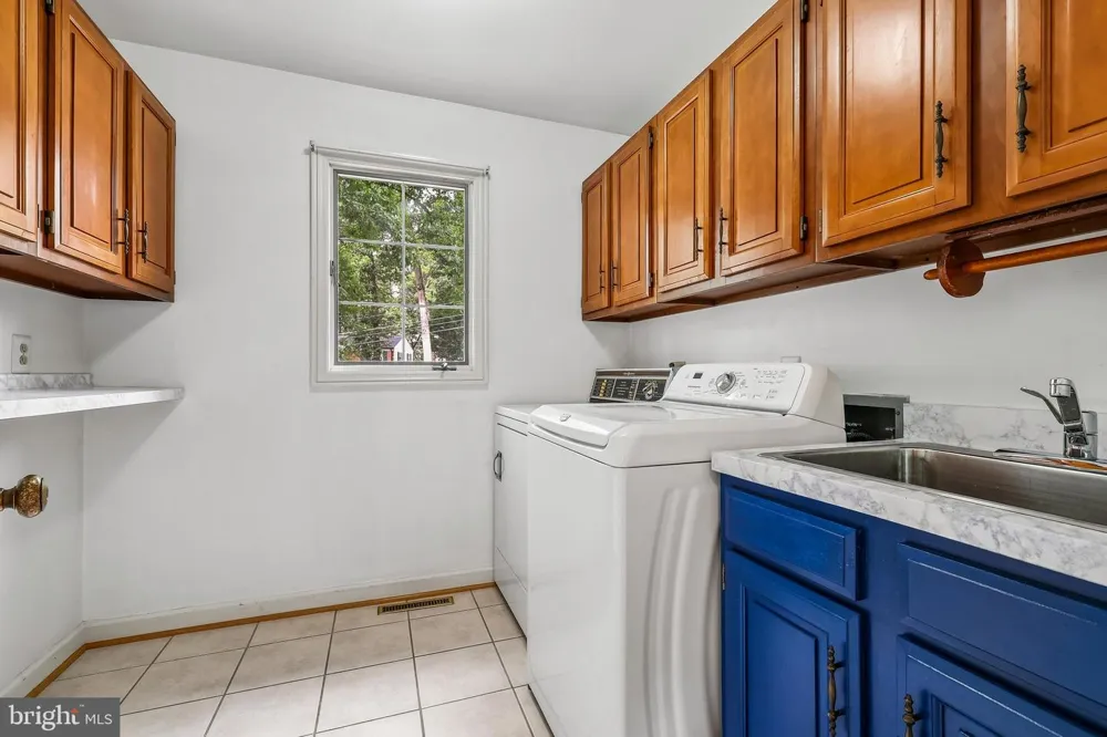 9507 NELSON LANE Manassas, VA 20110