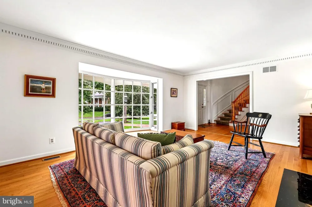 9507 NELSON LANE Manassas, VA 20110