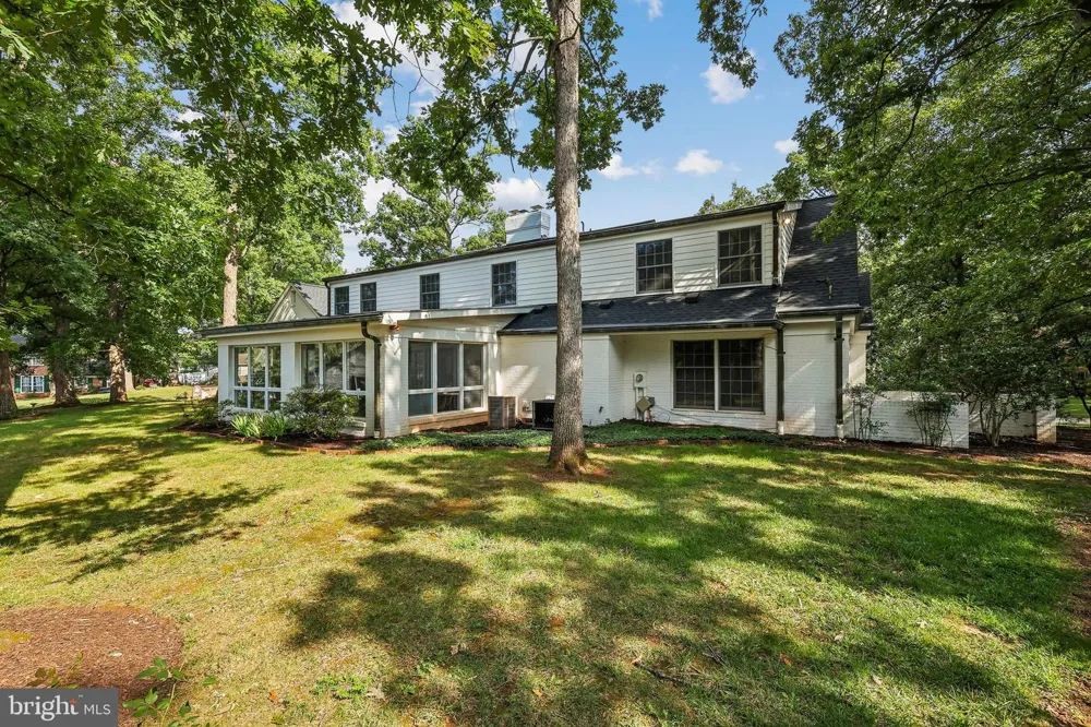 9507 NELSON LANE Manassas, VA 20110