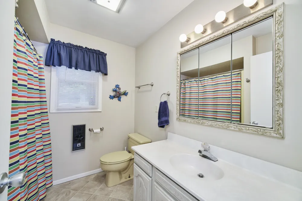 6318 E Interlochen Road Fountain, MI 49410