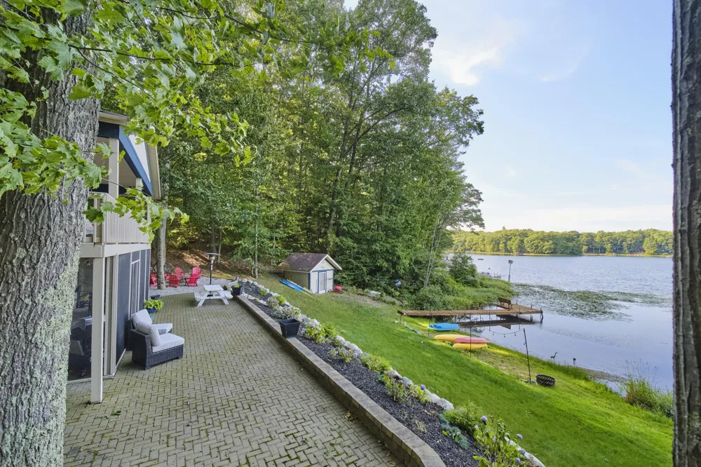 6318 E Interlochen Road Fountain, MI 49410