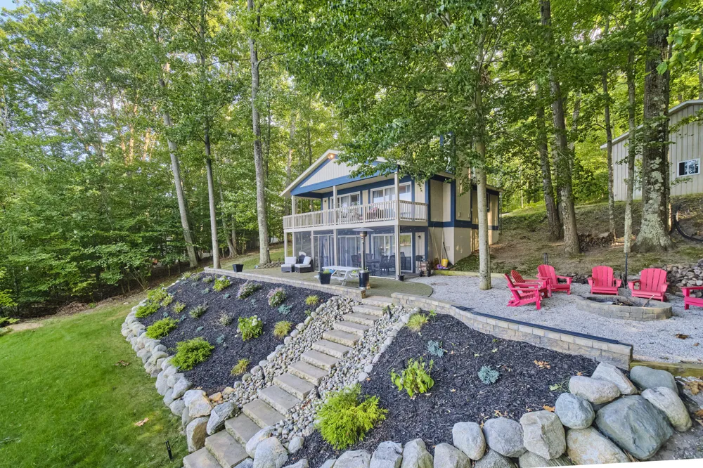 6318 E Interlochen Road Fountain, MI 49410