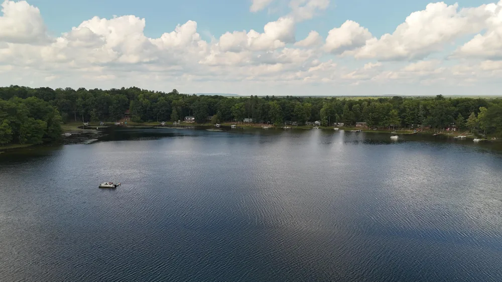 6318 E Interlochen Road Fountain, MI 49410