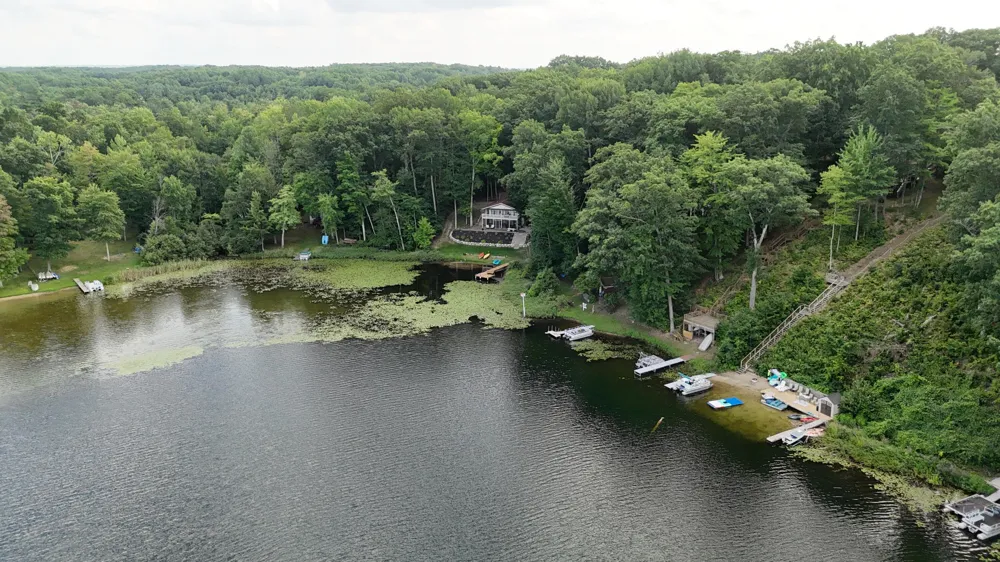 6318 E Interlochen Road Fountain, MI 49410