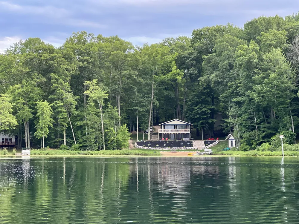 6318 E Interlochen Road Fountain, MI 49410