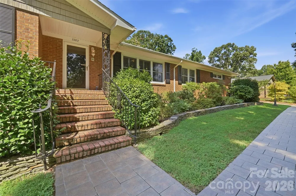 3282 Woodchuck Drive Kannapolis, NC 28081
