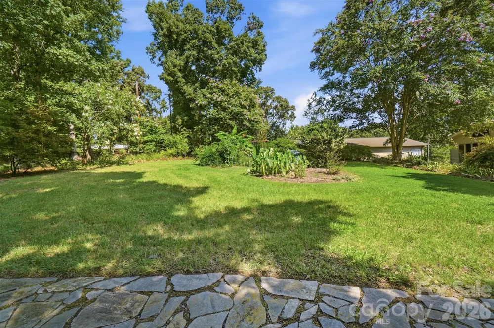 3282 Woodchuck Drive Kannapolis, NC 28081