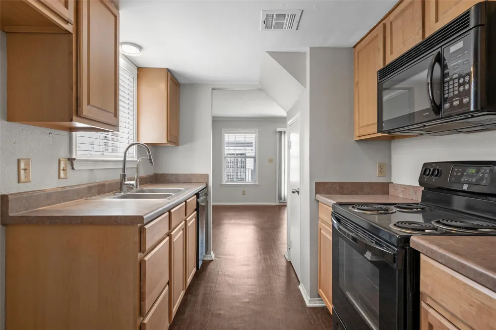 600 Bagby Avenue #6B Waco, TX 76706
