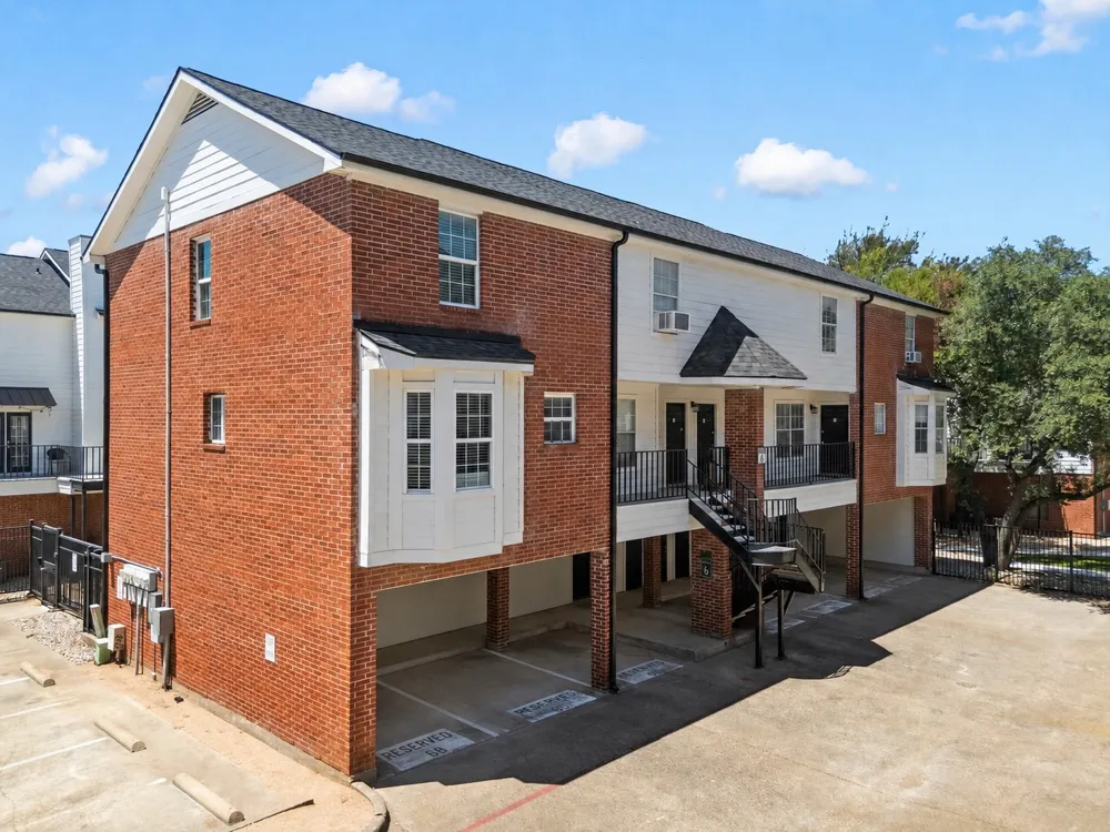 600 Bagby Avenue #6B Waco, TX 76706