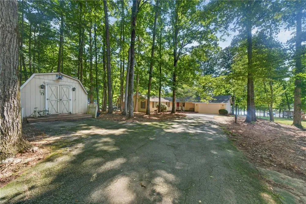 2081 Sugar Creek Trail Buckhead, GA 30625