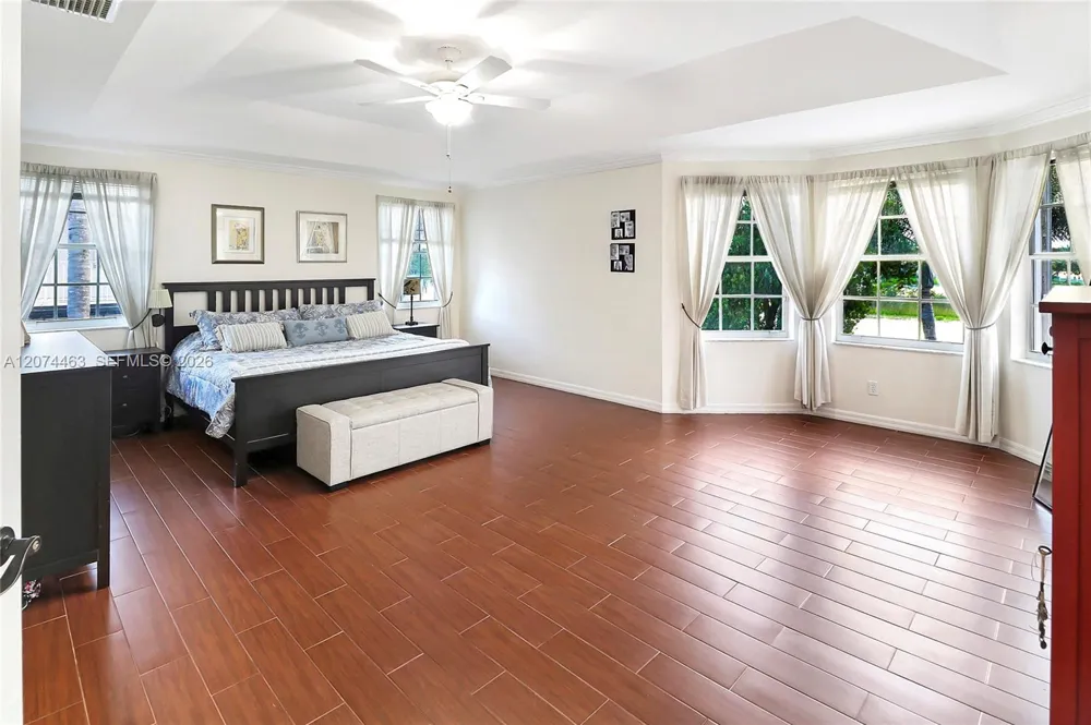 1108 NW 180th Ave Pembroke Pines, FL 33029