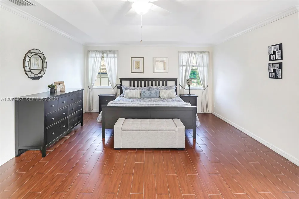 1108 NW 180th Ave Pembroke Pines, FL 33029