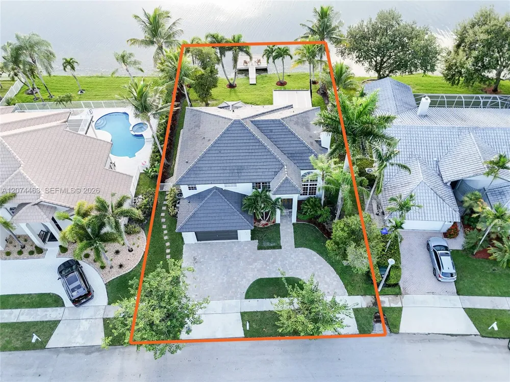 1108 NW 180th Ave Pembroke Pines, FL 33029