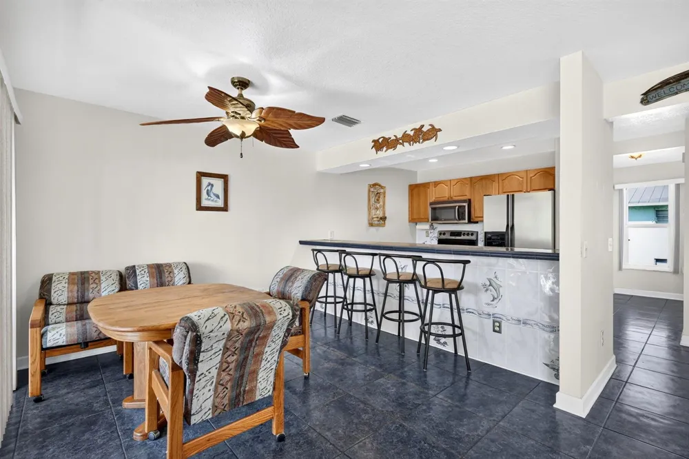 651 HERNANDO STREET Fort Pierce, FL 34949