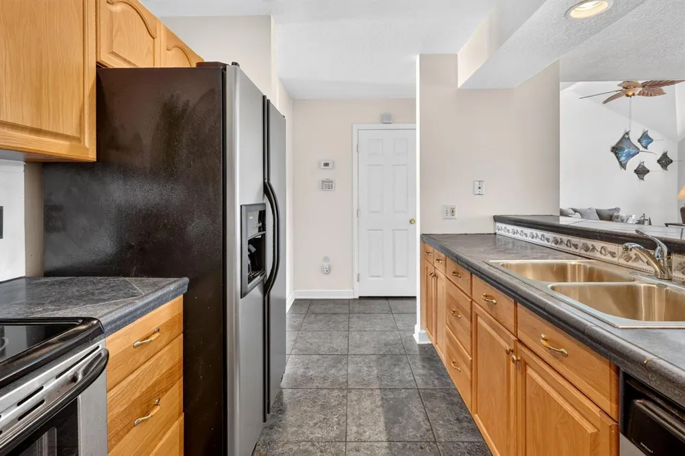 651 HERNANDO STREET Fort Pierce, FL 34949
