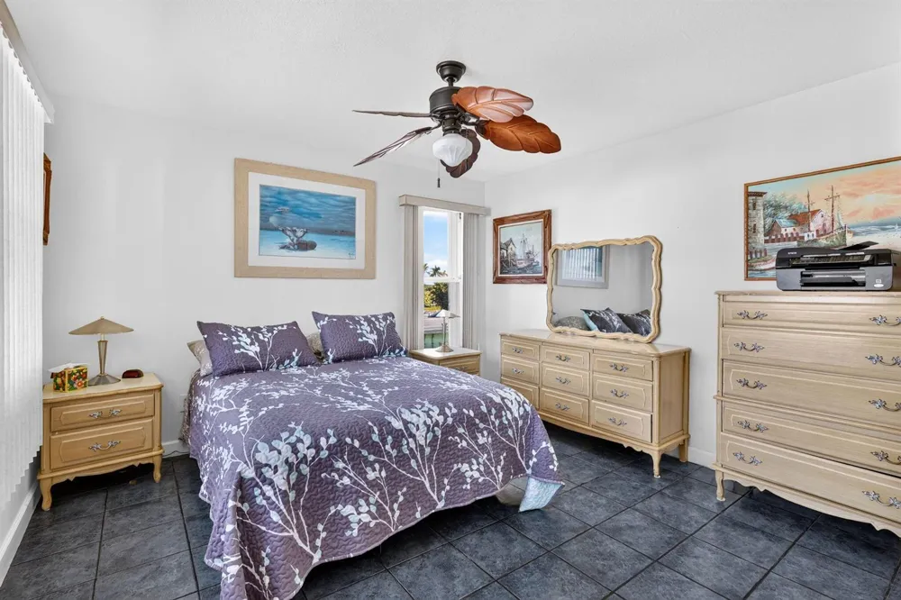 651 HERNANDO STREET Fort Pierce, FL 34949