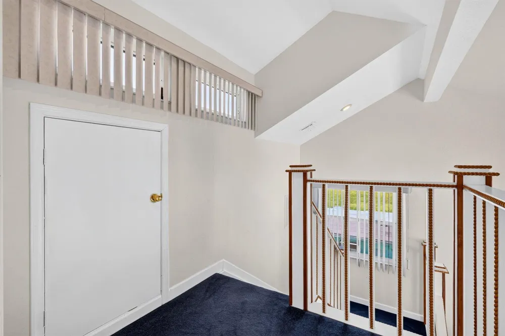 651 HERNANDO STREET Fort Pierce, FL 34949