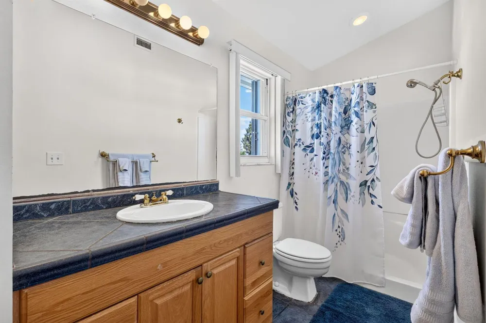 651 HERNANDO STREET Fort Pierce, FL 34949