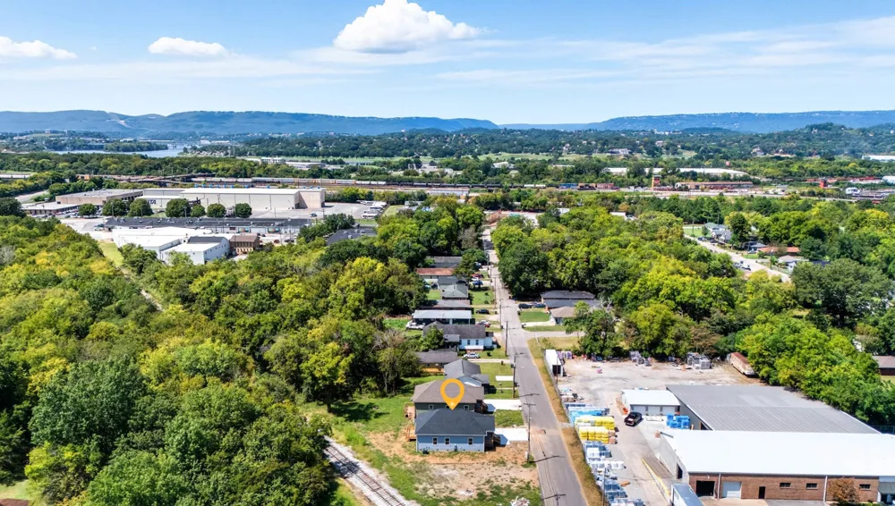 18081810 Ocoee Street Chattanooga, TN 37406