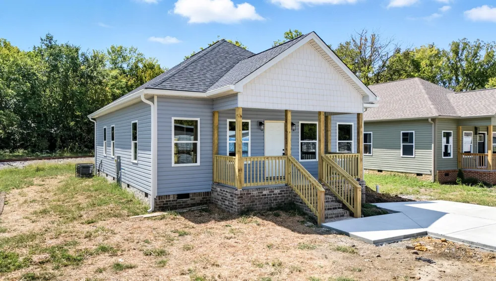 18081810 Ocoee Street Chattanooga, TN 37406