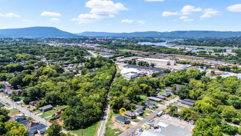 18081810 Ocoee Street Chattanooga, TN 37406