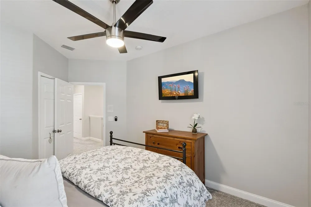 9734 CYPRESS PINE STREET Orlando, FL 32827